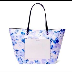 NWT-Victoria Secret Floral Carryall tote bag